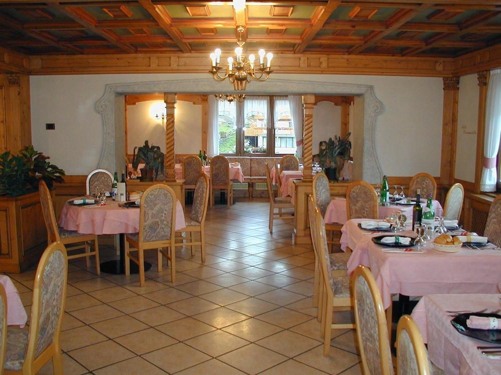 Alpen Hotel Vidi Madonna di Campiglio Exterior photo